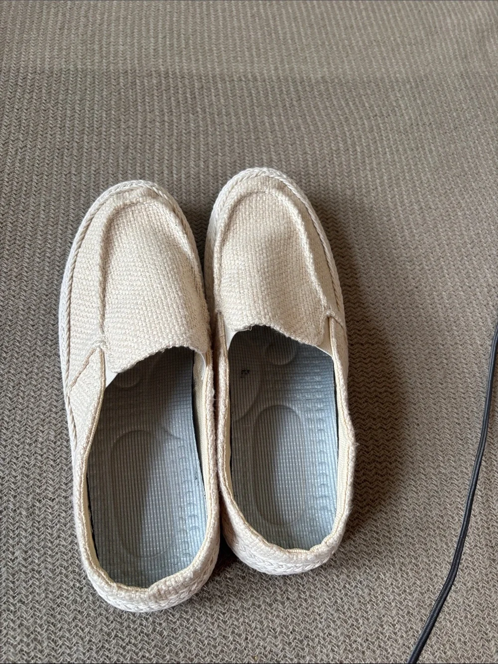 Men's Slip-On Casual Loafers in Cream